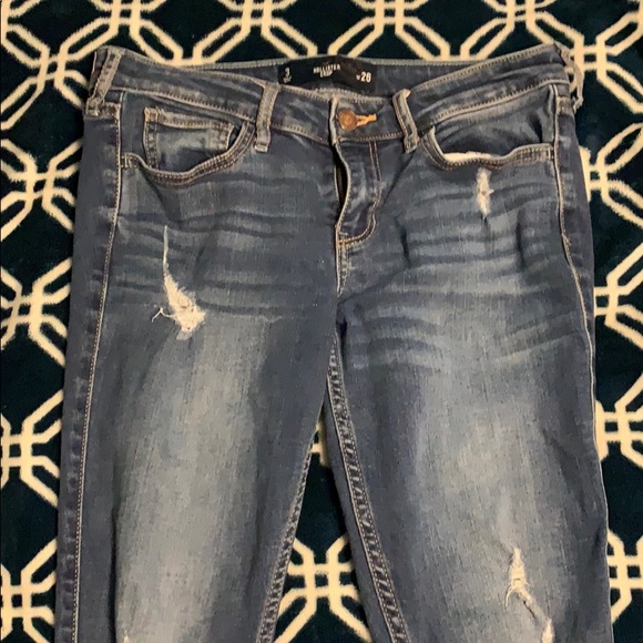 Hollister Mid-Rise Jeans - Picture 1 of 4